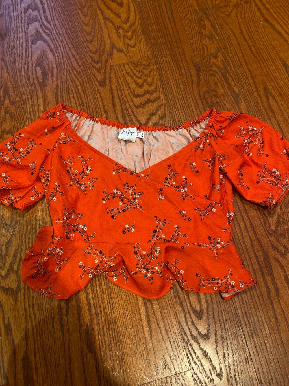 OH POLLY red floral crop top